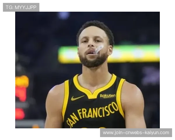 库里连续三分收割，勇士在外线取得优势